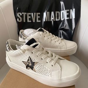 NEW! Steve Madden Leather Sneakers
